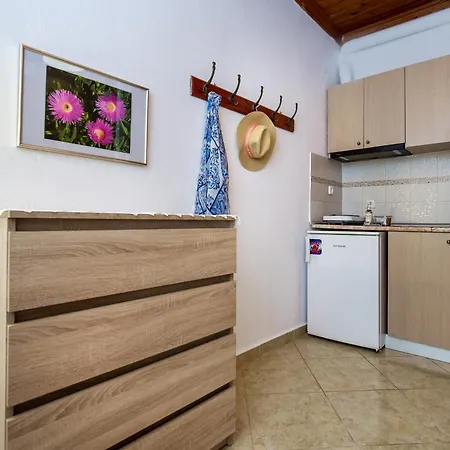 Emilia's House Διαμέρισμα *
