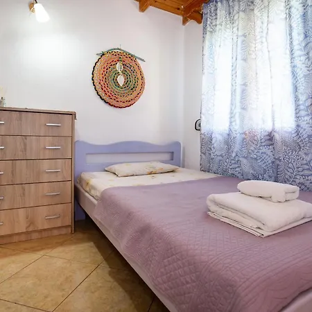 Emilia's House Αστρίδα