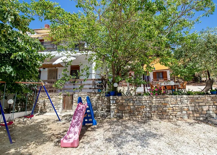 Emilia's House * Astris